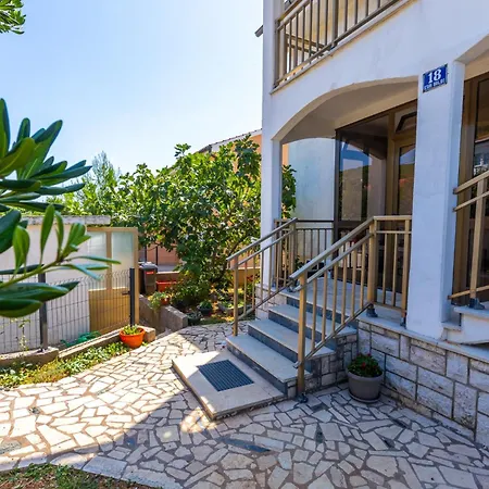 Apartman Dokic 2 Punat Exterior photo